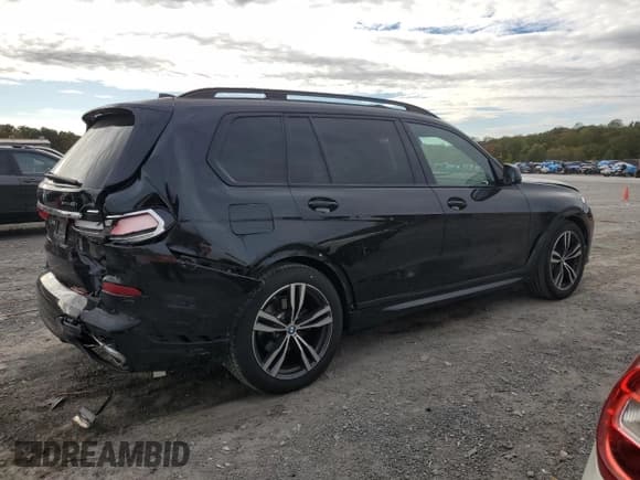 ✅ 2021 BMW X7 xDrive40i • VIN: 5UXCW2C0XM9F90441 • Lot: 85864435. Wystawiony na Copart z przebiegiem 54 112 mil. Bezpłatny archiwum sprzedaży aukcyjnych z USA i szczegółowy raport historii pojazdu na DreamBid. Zdjęcie 3.