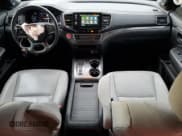 ✅ 2021 Honda Passport EX-L • VIN: 5FNYF8H52MB027773 • Лот: 91136795. Опубликован ранее на Copart с пробегом 28 124 миль. Бесплатный доступ к архиву аукционных продаж из США и подробный отчёт об истории автомобиля на DreamBid. Изображение 8.