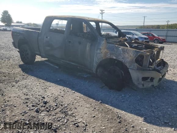 ✅ 2022 Ram 2500 Laramie • VIN: 3C6UR5NL2NG144439 • Лот: 72151844. Опубликован ранее на Copart с пробегом Не указан. Бесплатный доступ к архиву аукционных продаж из США и подробный отчёт об истории автомобиля на DreamBid. Изображение 4.