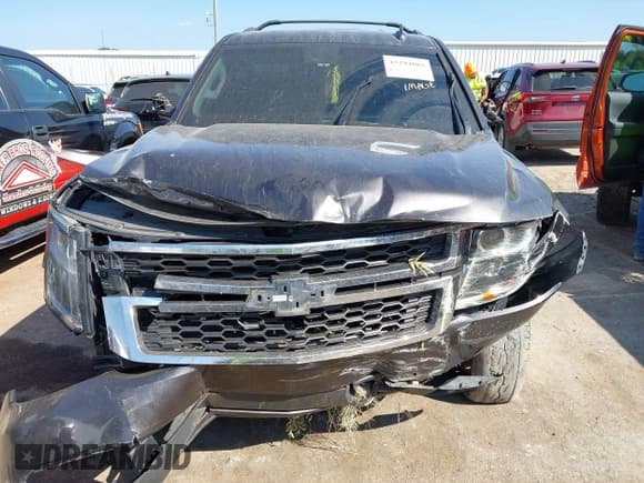 ✅ 2018 Chevrolet Tahoe LS • VIN: 1GNSKAKC4JR377144 • Lot: 43294082. Listed on IAAI with 104,437 mi. Free auction sales archive from the USA and detailed vehicle history report at DreamBid. Image 12.