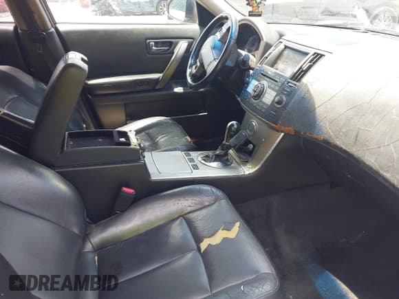 ✅ 2008 Infiniti FX • VIN: JNRAS08U28X103557 • Lot: 42633265. Wystawiony na IAAI z przebiegiem 247 996 mil. Bezpłatny archiwum sprzedaży aukcyjnych z USA i szczegółowy raport historii pojazdu na DreamBid. Zdjęcie 5.