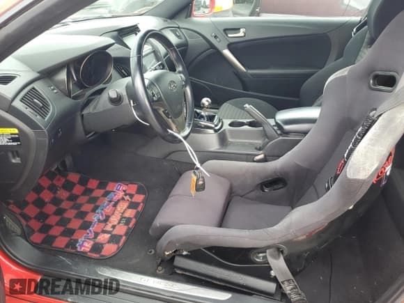 ✅ 2013 Hyundai Genesis Coupe Premium • VIN: KMHHT6KD3DU086928 • Lot: 55731185. Wystawiony na Copart z przebiegiem 101 092 mil. Bezpłatny archiwum sprzedaży aukcyjnych z USA i szczegółowy raport historii pojazdu na DreamBid. Zdjęcie 7.