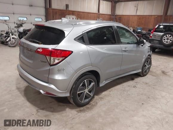✅ 2020 Honda HR-V Touring • VIN: 3CZRU6H96LM708203 • Lot: 42269544. Listed on IAAI with 24,038 mi. Free auction sales archive from the USA and detailed vehicle history report at DreamBid. Image 4.