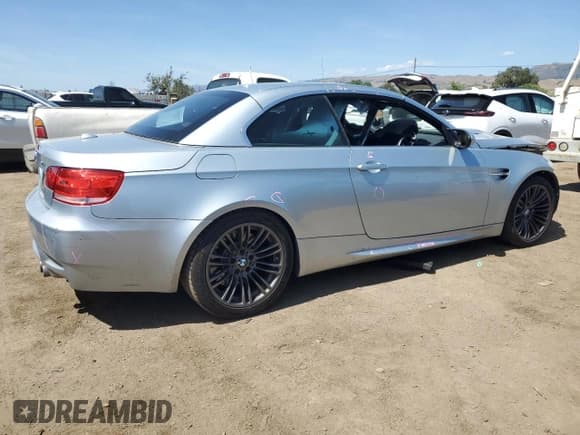 ✅ 2008 BMW 3 Series M3 • VIN: WBSWL93578P330419 • Lot: 57480885. Listed on Copart with 122,992 mi. Free auction sales archive from the USA and detailed vehicle history report at DreamBid. Image 3.