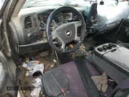 ✅ 2008 Chevrolet Silverado 2500HD Work Truck • VIN: 1GCHK23K88F151022 • Lot: 47746945. Wystawiony na Copart z przebiegiem 347 668 mil. Bezpłatny archiwum sprzedaży aukcyjnych z USA i szczegółowy raport historii pojazdu na DreamBid. Zdjęcie 8.