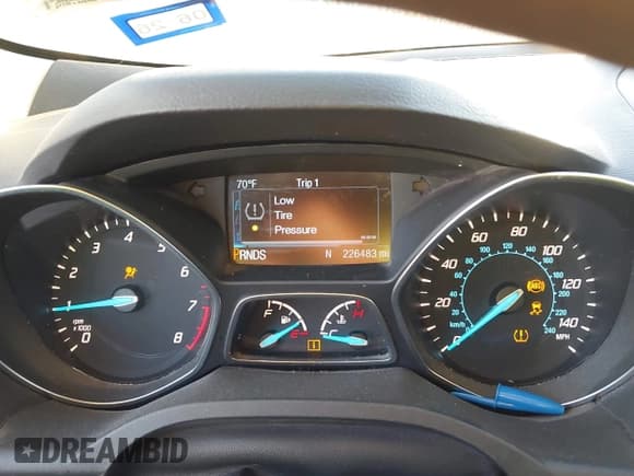 ✅ 2015 Ford Escape SE • VIN: 1FMCU0GX2FUC34335 • Lot: 43554941. Listed on IAAI with 226,483 mi. Free auction sales archive from the USA and detailed vehicle history report at DreamBid. Image 7.