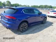 ✅ 2023 Maserati Grecale GT • VIN: ZN682AVA9P7437600 • Lot: 42481015. Wystawiony na IAAI z przebiegiem 13 321 mil. Bezpłatny archiwum sprzedaży aukcyjnych z USA i szczegółowy raport historii pojazdu na DreamBid. Zdjęcie 4.