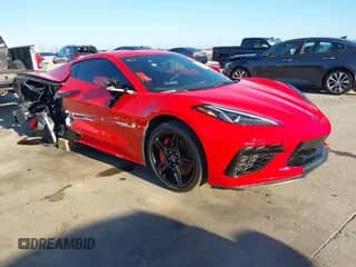 2021 Chevrolet Corvette 2LT z VIN 1G1YB2D42M5115027, wystawiony jako IAAI lot #41484177 z przebiegiem 17 268 mil mil oraz . Historia ofert i sprzedaży dostępna na DreamBid. Obrazek 1.