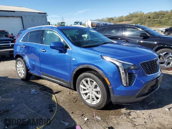 ✅ 2023 Cadillac XT4 AWD Luxury • VIN: 1GYFZBR46PF170575 • Lot: 75931784. Listed on Copart with 8,561 mi. Free auction sales archive from the USA and detailed vehicle history report at DreamBid. Image 4.