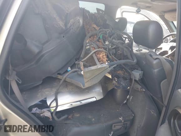 ✅ 2002 GMC Envoy SLE • VIN: 1GKDS13S122357410 • Lot: 42355556. Wystawiony na IAAI z przebiegiem Nie podano. Bezpłatny archiwum sprzedaży aukcyjnych z USA i szczegółowy raport historii pojazdu na DreamBid. Zdjęcie 13.