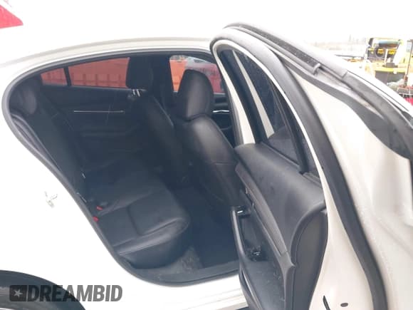 ✅ 2020 Mazda 3 Preferred • VIN: JM1BPBDM5L1166400 • Lot: 41181407. Listed on IAAI with 36,659 mi. Free auction sales archive from the USA and detailed vehicle history report at DreamBid. Image 8.