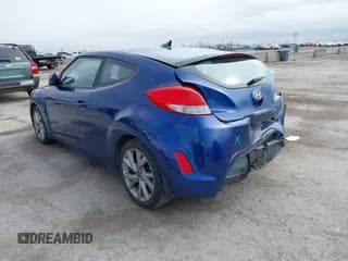 ✅ 2017 Hyundai Veloster • VIN: KMHTC6AD8HU309868 • Lot: 41394243. Wystawiony na IAAI z przebiegiem 116 739 mil. Bezpłatny archiwum sprzedaży aukcyjnych z USA i szczegółowy raport historii pojazdu na DreamBid. Zdjęcie 3.