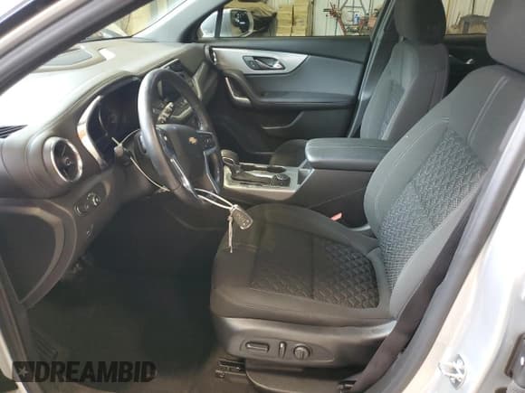 ✅ 2020 Chevrolet Blazer LT • VIN: 3GNKBHRS3LS611358 • Lot: 59020965. Listed on Copart with 36,943 mi. Free auction sales archive from the USA and detailed vehicle history report at DreamBid. Image 7.