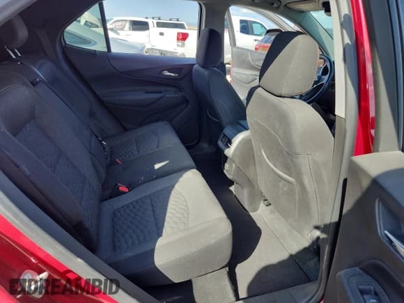 ✅ 2018 Chevrolet Equinox LT • VIN: 3GNAXSEV1JS576620 • Lot: 80383985. Wystawiony na Copart z przebiegiem 80 684 mil. Bezpłatny archiwum sprzedaży aukcyjnych z USA i szczegółowy raport historii pojazdu na DreamBid. Zdjęcie 10.