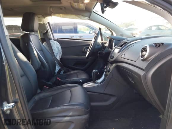 2016 Chevrolet Trax LTZ с VIN 3GNCJMSB9GL216000, выставлен на аукционе IAAI как лот 43485253 с пробегом 86 374 миль миль и . История ставок и продаж доступна на DreamBid. Изображение 5.