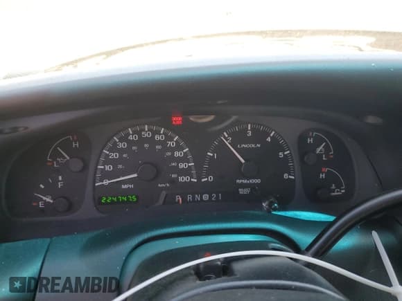 ✅ 2002 Lincoln Blackwood • VIN: 5LTEW05A22KJ02233 • Lot: 49795744. Listed on Copart with 224,747 mi. Free auction sales archive from the USA and detailed vehicle history report at DreamBid. Image 9.