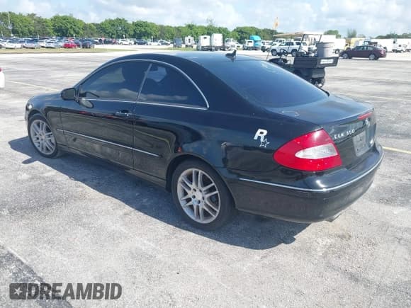 ✅ 2009 Mercedes-Benz CLK 350 • VIN: WDBTJ56H39F269302 • Lot: 42545246. Wystawiony na IAAI z przebiegiem 156 371 mil. Bezpłatny archiwum sprzedaży aukcyjnych z USA i szczegółowy raport historii pojazdu na DreamBid. Zdjęcie 3.