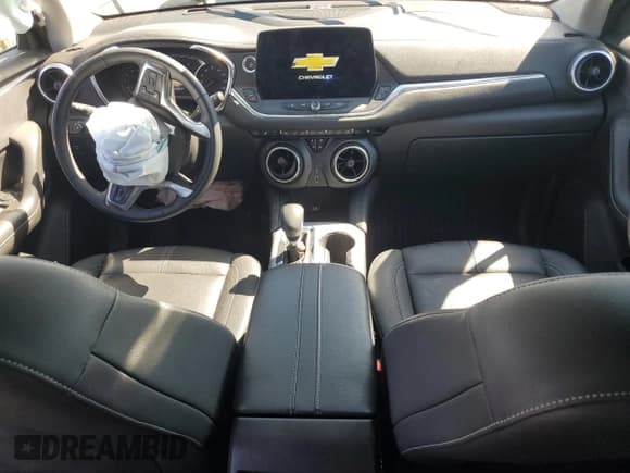 ✅ 2024 Chevrolet Blazer LT • VIN: 3GNKBDR45RS197857 • Lot: 81234505. Listed on Copart with 18,087 mi. Free auction sales archive from the USA and detailed vehicle history report at DreamBid. Image 8.