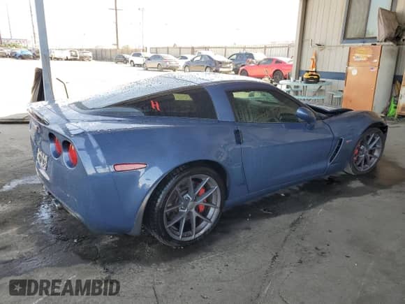 2011 Chevrolet Corvette Z06 w/3LZ с VIN 1G1YL2DE1B5112008, выставлен на аукционе Copart как лот 58072435 с пробегом Не указан миль и Списание • Salvage title. История ставок и продаж доступна на DreamBid. Изображение 3.