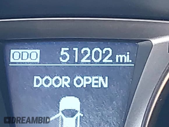 ✅ 2016 Hyundai Genesis Coupe 3.8L Base • VIN: KMHHT6KJXGU132961 • Lot: 41739481. Wystawiony na IAAI z przebiegiem 51 202 mil. Bezpłatny archiwum sprzedaży aukcyjnych z USA i szczegółowy raport historii pojazdu na DreamBid. Zdjęcie 16.