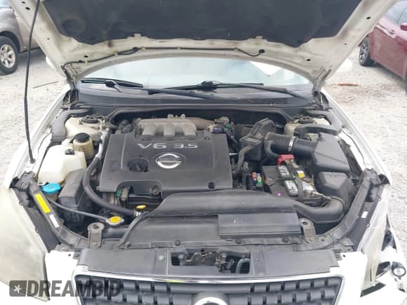 ✅ 2006 Nissan Altima SE • VIN: 1N4BL11D06C173036 • Лот: 42758537. Опубликован ранее на IAAI с пробегом 217 201 миль. Бесплатный доступ к архиву аукционных продаж из США и подробный отчёт об истории автомобиля на DreamBid. Изображение 10.