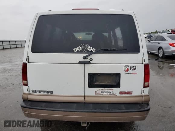 ✅ 2002 GMC Safari • VIN: 1GKDM19X42B500427 • Lot: 49283605. Listed on Copart with 242,090 mi. Free auction sales archive from the USA and detailed vehicle history report at DreamBid. Image 6.