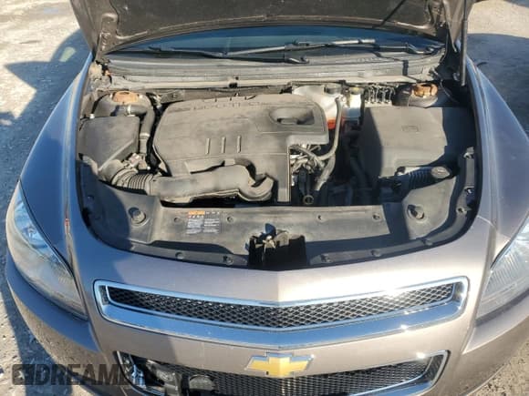 ✅ 2011 Chevrolet Malibu 1LS • VIN: 1G1ZB5E18BF111890 • Lot: 75464594. Listed on Copart with 92,063 mi. Free auction sales archive from the USA and detailed vehicle history report at DreamBid. Image 11.