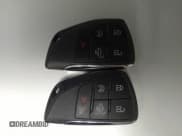 ✅ 2023 Chevrolet Silverado 1500 LT Trail Boss • VIN: 3GCUDFED0PG342929 • Lot: 41507011. Wystawiony na IAAI z przebiegiem Nie podano. Bezpłatny archiwum sprzedaży aukcyjnych z USA i szczegółowy raport historii pojazdu na DreamBid. Zdjęcie 11.