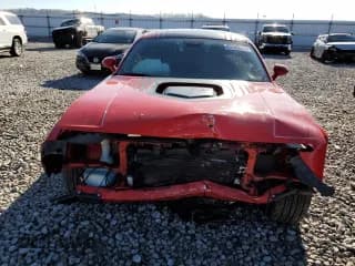 ✅ 2015 Dodge Challenger R/T Plus • VIN: 2C3CDZBT6FH873466 • Lot: 68725852. Wystawiony na Copart z przebiegiem 56 581 mil. Bezpłatny archiwum sprzedaży aukcyjnych z USA i szczegółowy raport historii pojazdu na DreamBid. Zdjęcie 5.