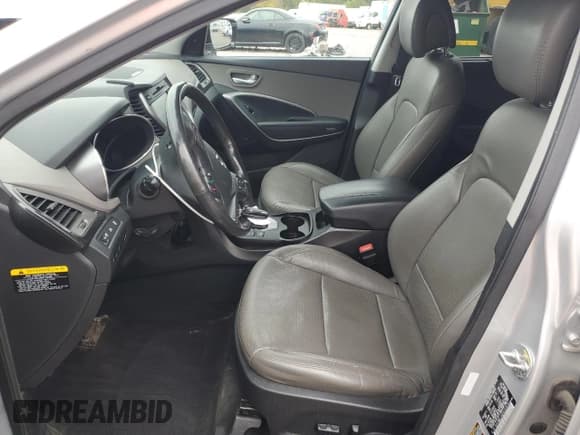 ✅ 2014 Hyundai Santa Fe • VIN: 5XYZWDLA4EG152074 • Лот: 86799045. Опубликован ранее на Copart с пробегом 129 889 миль. Бесплатный доступ к архиву аукционных продаж из США и подробный отчёт об истории автомобиля на DreamBid. Изображение 7.