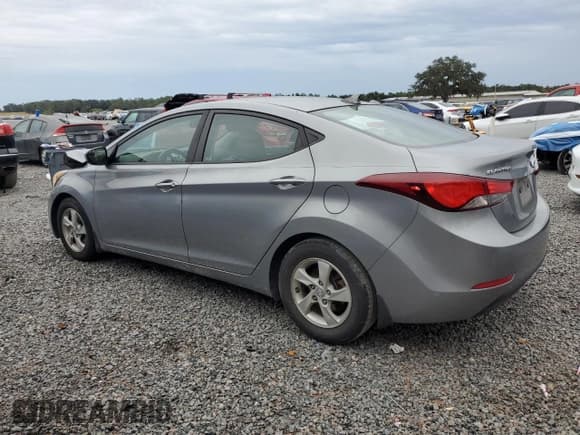 ✅ 2015 Hyundai Elantra SE • VIN: KMHDH4AE1FU279726 • Lot: 91322495. Listed on Copart with 159,911 mi. Free auction sales archive from the USA and detailed vehicle history report at DreamBid. Image 2.