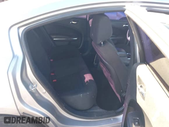 ✅ 2013 Dodge Charger SE • VIN: 2C3CDXBG5DH706505 • Lot: 43575308. Wystawiony na IAAI z przebiegiem 155 254 mil. Bezpłatny archiwum sprzedaży aukcyjnych z USA i szczegółowy raport historii pojazdu na DreamBid. Zdjęcie 8.