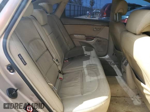 2006 Hyundai Azera SE with VIN KMHFC46F96A131463, listed as a Copart auction lot 44050615 with Not provided miles and Non repairable. Bid and sale history available at DreamBid. Image 10.