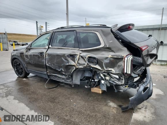 ✅ 2021 Kia Telluride SX • VIN: 5XYP5DHC9MG112902 • Lot: 86321675. Wystawiony na Copart z przebiegiem 79 337 mil. Bezpłatny archiwum sprzedaży aukcyjnych z USA i szczegółowy raport historii pojazdu na DreamBid. Zdjęcie 2.