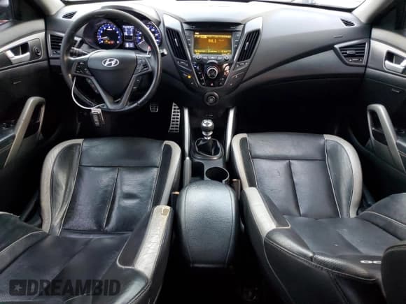 ✅ 2013 Hyundai Veloster Turbo • VIN: KMHTC6AE2DU179539 • Lot: 79493004. Wystawiony na Copart z przebiegiem 279 797 mil. Bezpłatny archiwum sprzedaży aukcyjnych z USA i szczegółowy raport historii pojazdu na DreamBid. Zdjęcie 8.