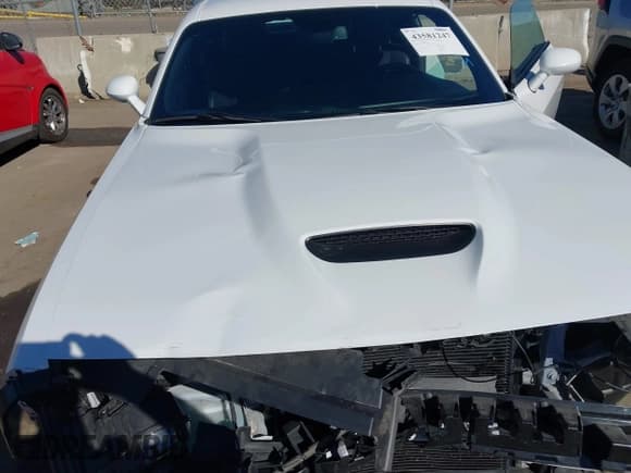 ✅ 2021 Dodge Challenger R/T • VIN: 2C3CDZBT0MH651440 • Lot: 43581247. Wystawiony na IAAI z przebiegiem 18 078 mil. Bezpłatny archiwum sprzedaży aukcyjnych z USA i szczegółowy raport historii pojazdu na DreamBid. Zdjęcie 18.