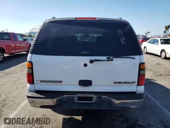 ✅ 2005 Chevrolet Suburban LT • VIN: 3GNEC16Z65G251978 • Лот: 89928355. Опубликован ранее на Copart с пробегом 210 594 миль. Бесплатный доступ к архиву аукционных продаж из США и подробный отчёт об истории автомобиля на DreamBid. Изображение 6.