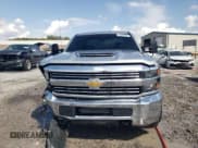 ✅ 2018 Chevrolet Silverado 2500HD Work Truck • VIN: 1GC1CUEY3JF262093 • Лот: 48586305. Опубликован ранее на Copart с пробегом 163 225 миль. Бесплатный доступ к архиву аукционных продаж из США и подробный отчёт об истории автомобиля на DreamBid. Изображение 5.