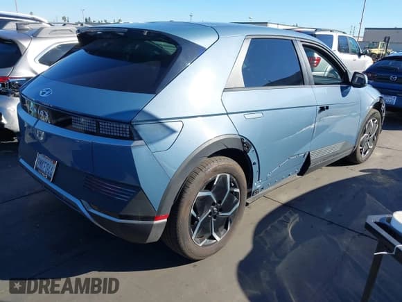 ✅ 2024 Hyundai Ioniq 5 SEL • VIN: KM8KN4DE3RU270039 • Lot: 43470598. Listed on IAAI with 18,057 mi. Free auction sales archive from the USA and detailed vehicle history report at DreamBid. Image 4.