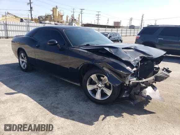 ✅ 2020 Dodge Challenger SXT • VIN: 2C3CDZAG9LH104220 • Lot: 66124604. Wystawiony na Copart z przebiegiem 36 406 mil. Bezpłatny archiwum sprzedaży aukcyjnych z USA i szczegółowy raport historii pojazdu na DreamBid. Zdjęcie 4.