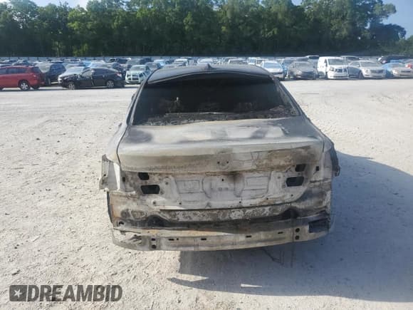 ✅ 2011 BMW 7 Series 750Li • VIN: WBAKB8C52BCY65687 • Lot: 52441335. Listed on Copart with Not provided. Free auction sales archive from the USA and detailed vehicle history report at DreamBid. Image 6.