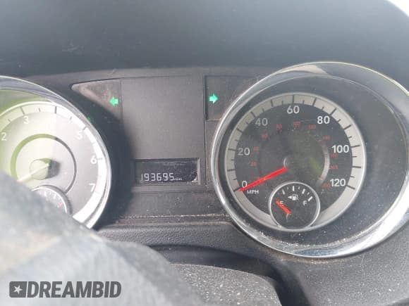 ✅ 2011 Dodge Grand Caravan Express • VIN: 2D4RN4DG7BR737022 • Lot: 42699448. Wystawiony na IAAI z przebiegiem 193 695 mil. Bezpłatny archiwum sprzedaży aukcyjnych z USA i szczegółowy raport historii pojazdu na DreamBid. Zdjęcie 7.