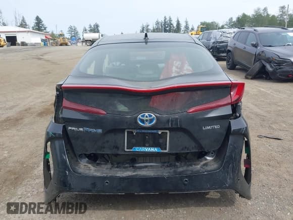 ✅ 2021 Toyota Prius LE • VIN: JTDKAMFP0M3179016 • Lot: 42204095. Listed on IAAI with 34,691 mi. Free auction sales archive from the USA and detailed vehicle history report at DreamBid. Image 17.