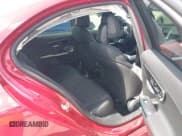 ✅ 2024 Mercedes-Benz C 300 • VIN: W1KAF4GB9RR222567 • Lot: 42720869. Wystawiony na IAAI z przebiegiem 7 289 mil. Bezpłatny archiwum sprzedaży aukcyjnych z USA i szczegółowy raport historii pojazdu na DreamBid. Zdjęcie 8.