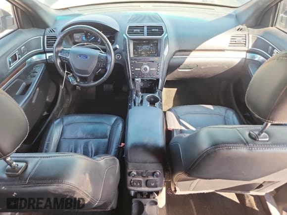 ✅ 2016 Ford Explorer Limited • VIN: 1FM5K8F82GGA11512 • Lot: 80162905. Wystawiony na Copart z przebiegiem 117 444 mil. Bezpłatny archiwum sprzedaży aukcyjnych z USA i szczegółowy raport historii pojazdu na DreamBid. Zdjęcie 8.