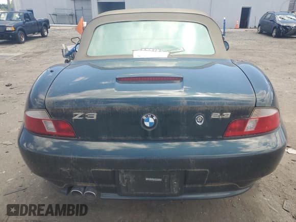 ✅ 2000 BMW Z3 2.5 • VIN: 4USCH9341YLF86594 • Lot: 61574905. Listed on Copart with 90,361 mi. Free auction sales archive from the USA and detailed vehicle history report at DreamBid. Image 6.