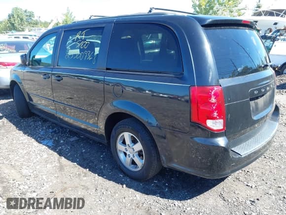✅ 2013 Dodge Grand Caravan SXT • VIN: 2C4RDGCG1DR624088 • Lot: 43263311. Listed on IAAI with 141,979 mi. Free auction sales archive from the USA and detailed vehicle history report at DreamBid. Image 3.