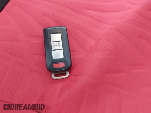 ✅ 2012 Mitsubishi Outlander SE • VIN: JA4AR4AU1CZ005527 • Lot: 43587882. Wystawiony na IAAI z przebiegiem 133 171 mil. Bezpłatny archiwum sprzedaży aukcyjnych z USA i szczegółowy raport historii pojazdu na DreamBid. Zdjęcie 11.