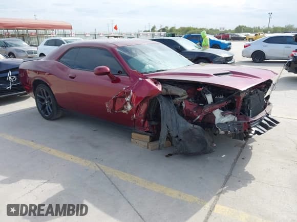 ✅ 2020 Dodge Challenger SXT • VIN: 2C3CDZAG5LH184776 • Lot: 43337407. Wystawiony na IAAI z przebiegiem 98 315 mil. Bezpłatny archiwum sprzedaży aukcyjnych z USA i szczegółowy raport historii pojazdu na DreamBid. Zdjęcie 1.