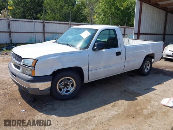 ✅ 2004 Chevrolet Silverado 1500 LS • VIN: 1GCEC14T74E402615 • Лот: 43250842. Опубликован ранее на IAAI с пробегом 232 334 миль. Бесплатный доступ к архиву аукционных продаж из США и подробный отчёт об истории автомобиля на DreamBid. Изображение 17.